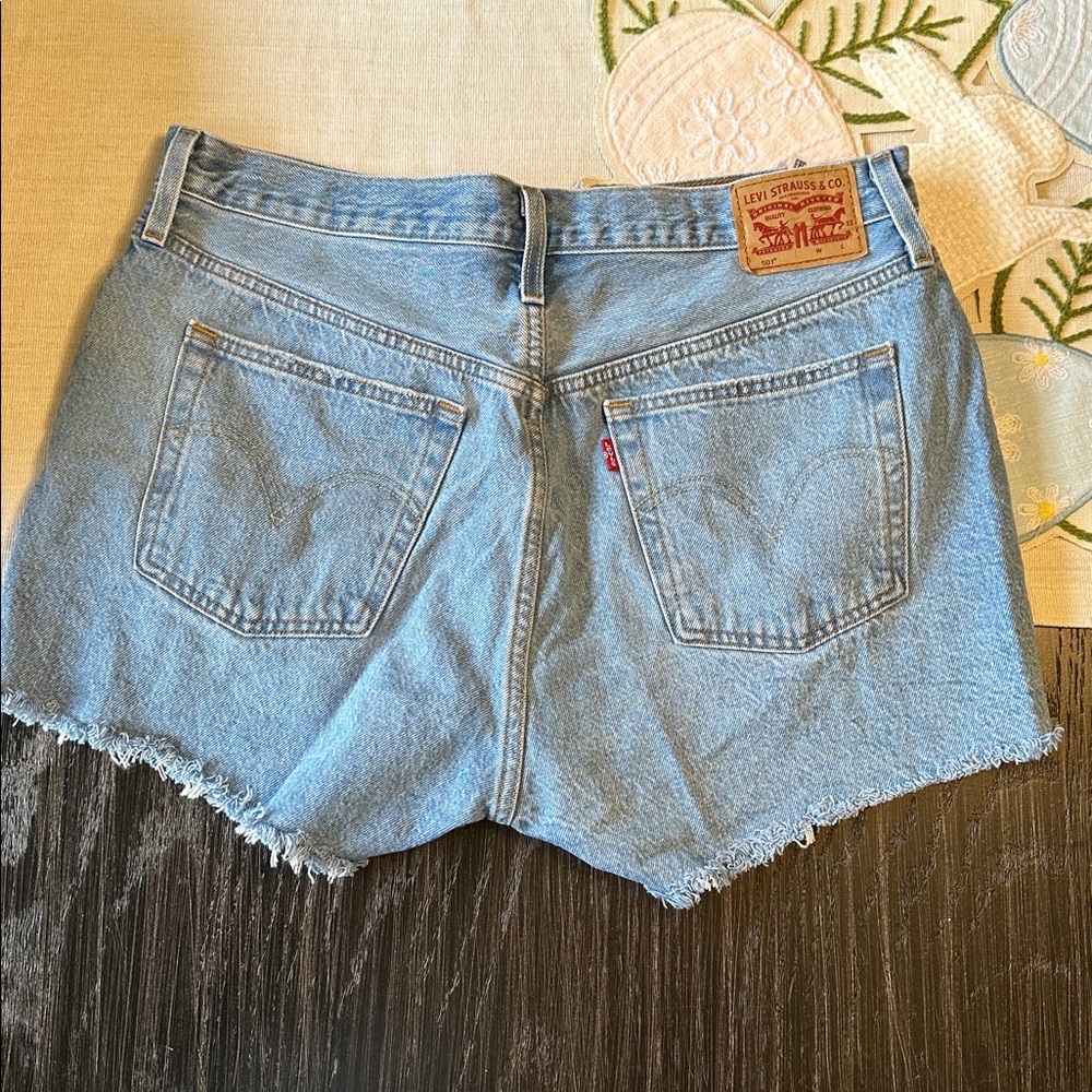 Levi’s 501 Jean Cutoff Shorts 100% Cotton Blue, Size 32 - Picture 3 of 14